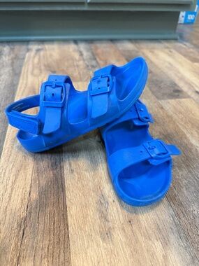 Cat & Jack Bright Blue Buckle Sandals for Kids